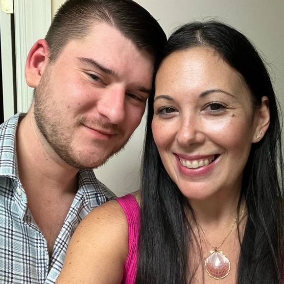 Meet your Posher, Stephanie - Picture 7 of 16